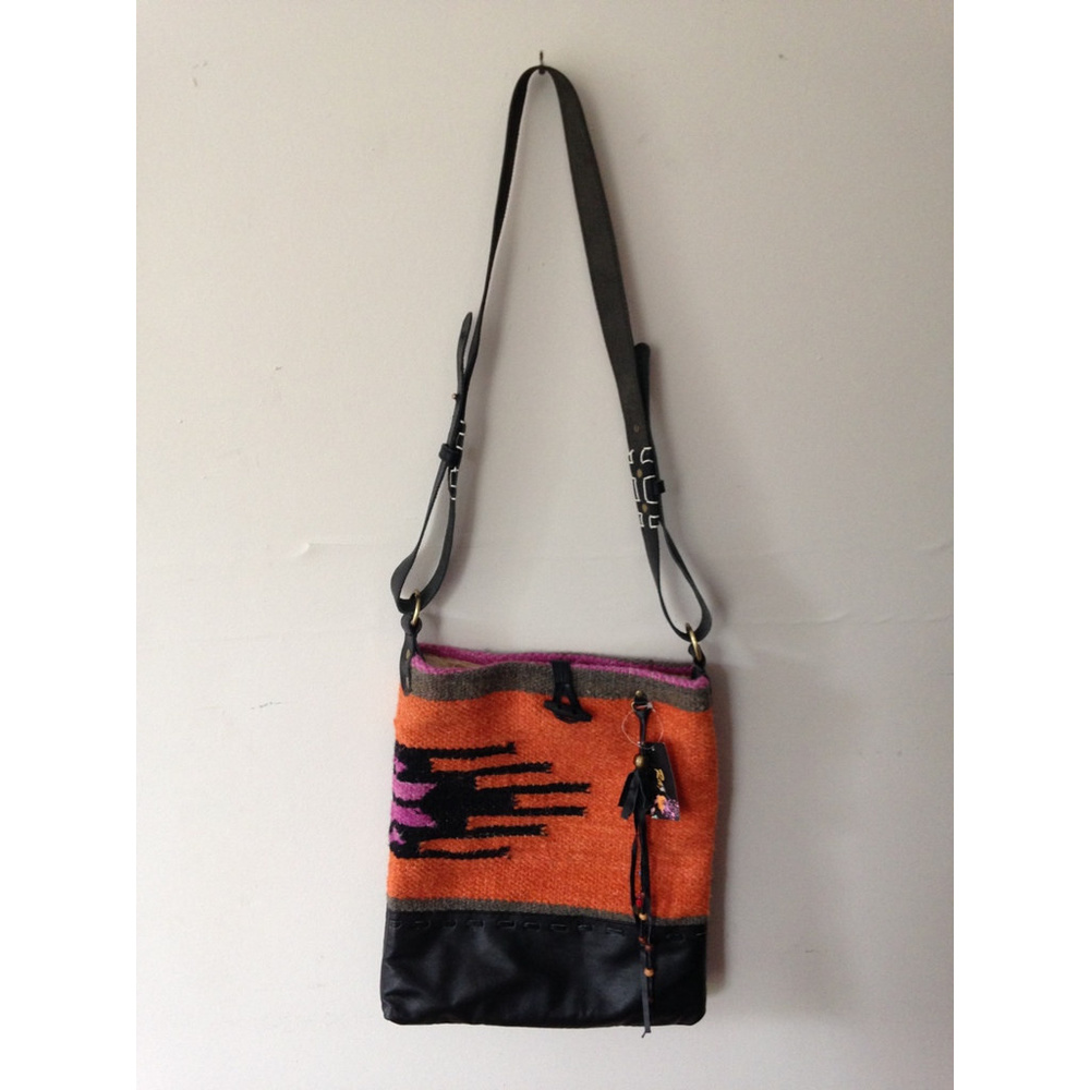 Raj kilim carpet & leather crossbody messenger bag - Picture 2 of 8